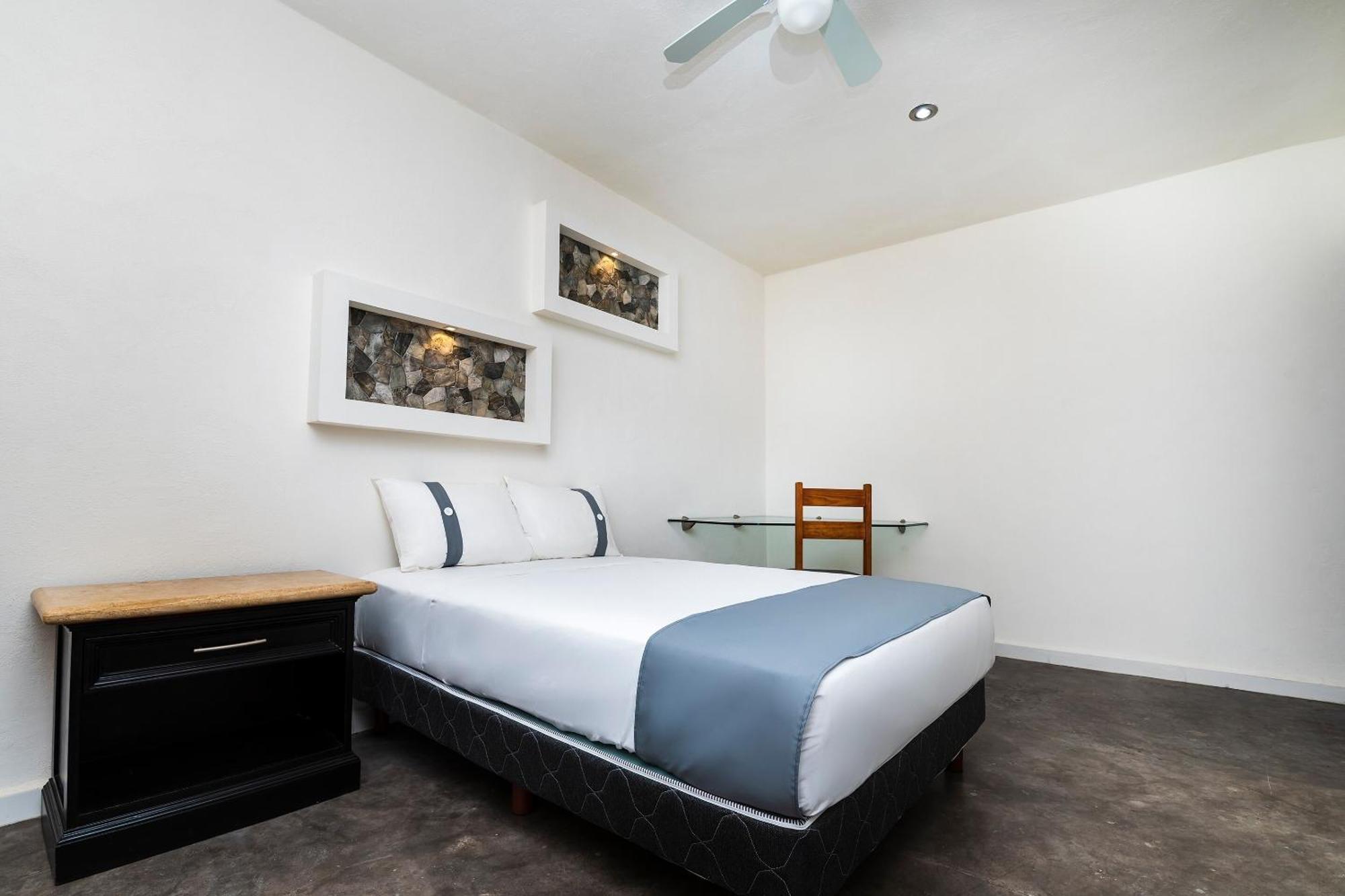 Capital O Hotel Joyma Suites, San Luis San Luis Potosí Екстериор снимка
