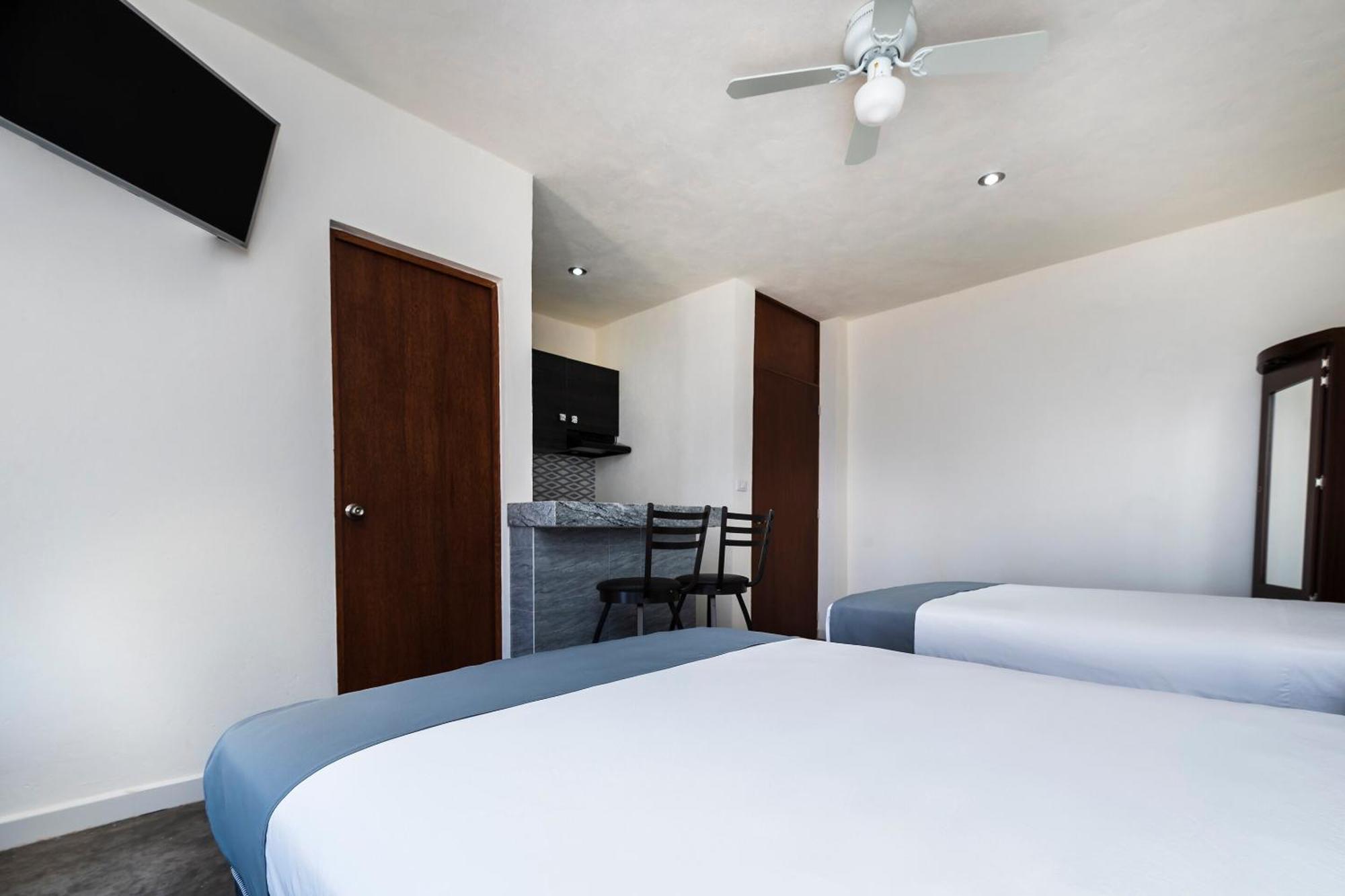 Capital O Hotel Joyma Suites, San Luis San Luis Potosí Екстериор снимка
